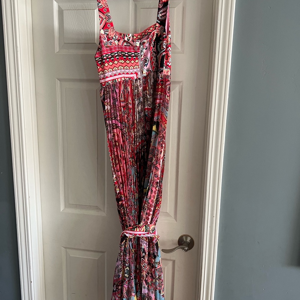 Alice and Olivia pleated dress. Size 4 - Picture 4 of 8